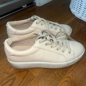 Steve Madden Tan Sneakers Size 8